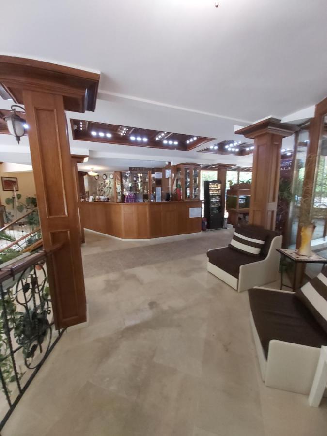 Galaxy Hotel Чифлик Экстерьер фото