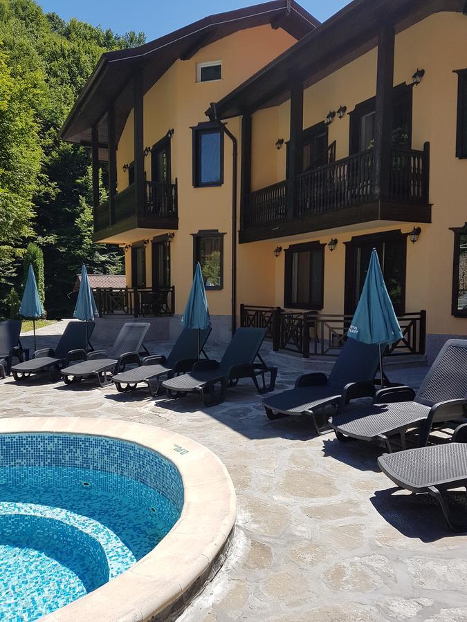 Galaxy Hotel Чифлик Экстерьер фото