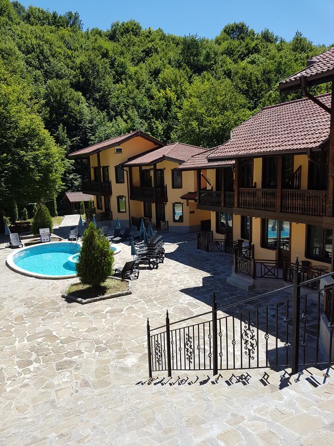 Galaxy Hotel Чифлик Экстерьер фото